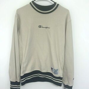 Champion Pull Over Hoodie